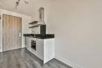 Te huur: Appartement Waldorpstraat in Den Haag, Huizen en Kamers, Den Haag, Appartement, Zuid-Holland