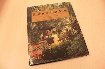 Invernizzi, Luca; Warren, WilliaBalinese Gardensm - beschikbaar voor biedingen