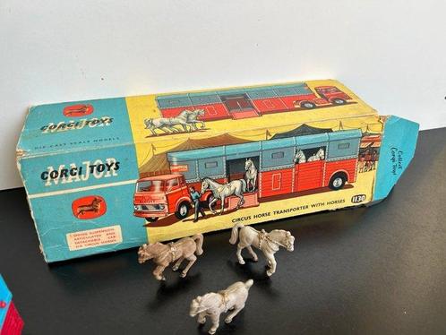 Corgi 1:43 - Model vrachtwagen - Chipperfields Circus Horse, Hobby en Vrije tijd, Modelauto's | 1:5 tot 1:12