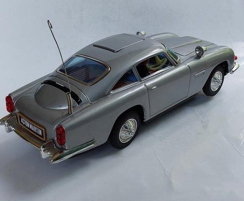 ASC - Speelgoedauto Battery Operated Aston Martin James Bond, Antiek en Kunst, Antiek | Speelgoed