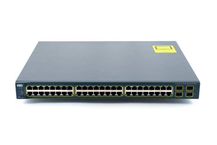Cisco Catalyst 3560V2-48PS PoE 48-poorts switch, Computers en Software, Netwerk switches, Zo goed als nieuw, Ophalen of Verzenden