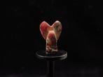 Oud-Egyptisch Red Jasper versierde Vlieg/Ofef amulet - 1.1, Sieraden, Tassen en Uiterlijk, Antieke sieraden
