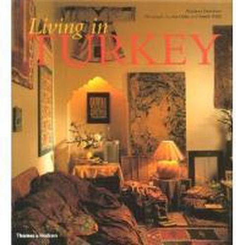 Living in Turkey 9780500282700 Ara Guier, Boeken, Taal | Engels, Gelezen, Verzenden