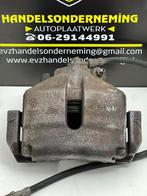 VW Caddy Maxi 1.6 TDI Remklauw tang links voor bj.2011, Gebruikt, Volkswagen