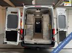 Ford Transit SERVICEWAGEN 2.0 TDCI 130PK EURO6 L3H3 3PERSOON, Auto's, Ford, Wit, Nieuw, Transit, Lease