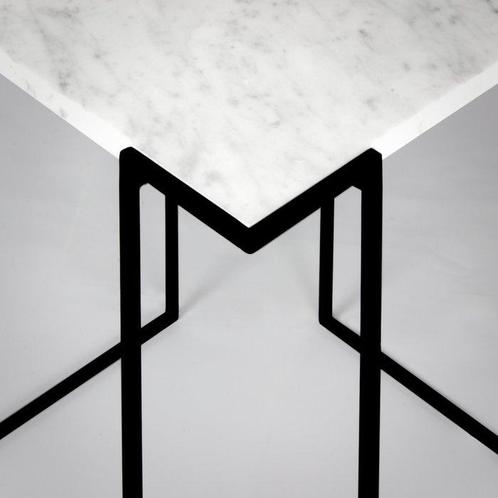 DFlab Studio - Bijzettafel - Gravitatie - Marmer,, Antiek en Kunst, Antiek | Meubels | Stoelen en Banken
