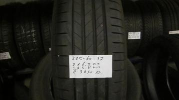 205 60 17 Bridgestone Turanza T005 zomerbanden beschikbaar voor biedingen
