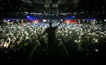 Alex Warren | AFAS Live Amsterdam | maandag 17 maart 2025 beschikbaar voor biedingen