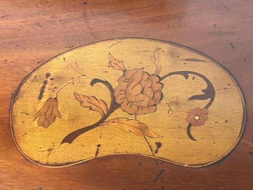 Dienblad - Mahonie - Niervorm, Antiek en Kunst, Antiek | Overige Antiek