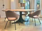 Frjemd van Westra | nieuw via de webwinkel snel leverbaar, 200 cm of meer, Nieuw, Bijzonder mooie design tafel model Frjemd van Westra in eiken