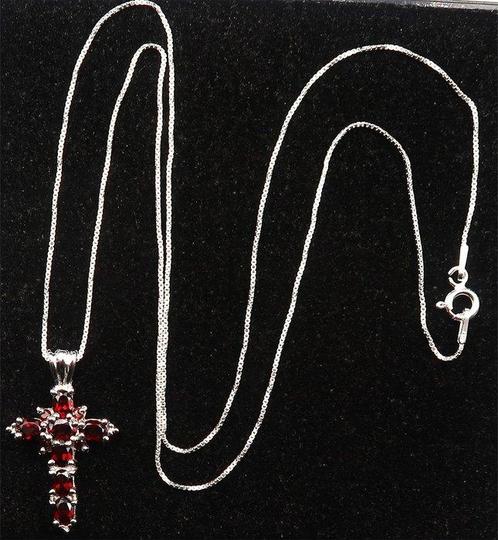 Granaat - Zilver, Prachtig 925 zilveren kruis en granaat met, Antiek en Kunst, Antiek | Boeken en Bijbels