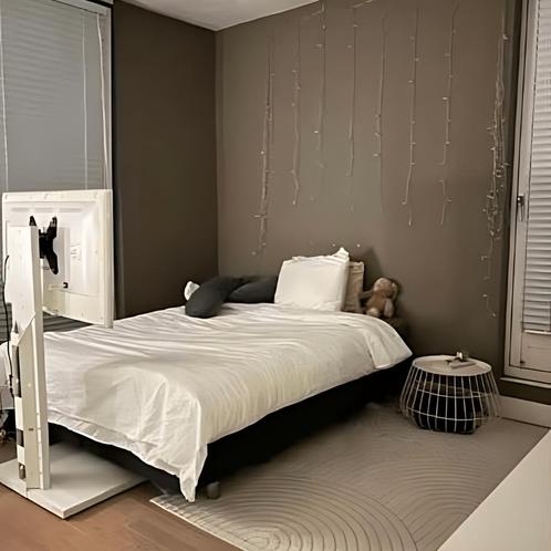 Ruim appartement met dakterras in Blitsaerd, Leeuwarden, Huizen en Kamers, Huizen te huur, Direct bij eigenaar, Friesland, Appartement