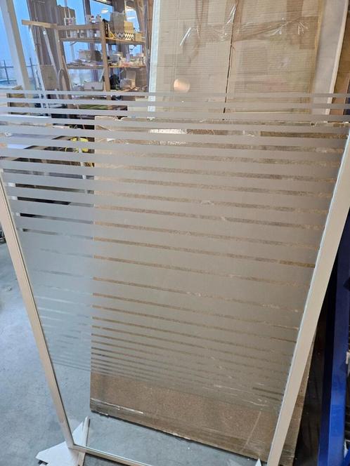 Douchewand 78x 185 cm gedeeltelijk matglas en witte profiele, Doe-het-zelf en Verbouw, Sanitair, Nieuw, Ophalen of Verzenden