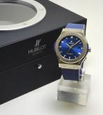 Hublot - Classic Fusion Titanium Blue - 542.NX.7170.RX -, Sieraden, Tassen en Uiterlijk, Nieuw