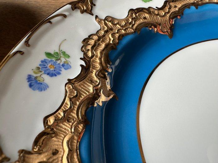 Meissen - Kop en schotel (3) - Porselein - Rijke hofdraken, Antiek en Kunst, Antiek | Meubels | Tafels