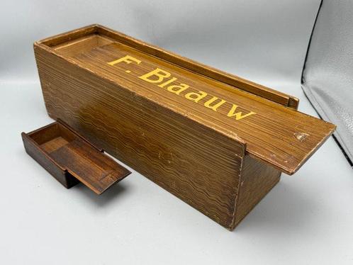 Antieke houten kaarsenhouder met opschrift “F. Blaauw” en, Antiek en Kunst, Antiek | Overige Antiek