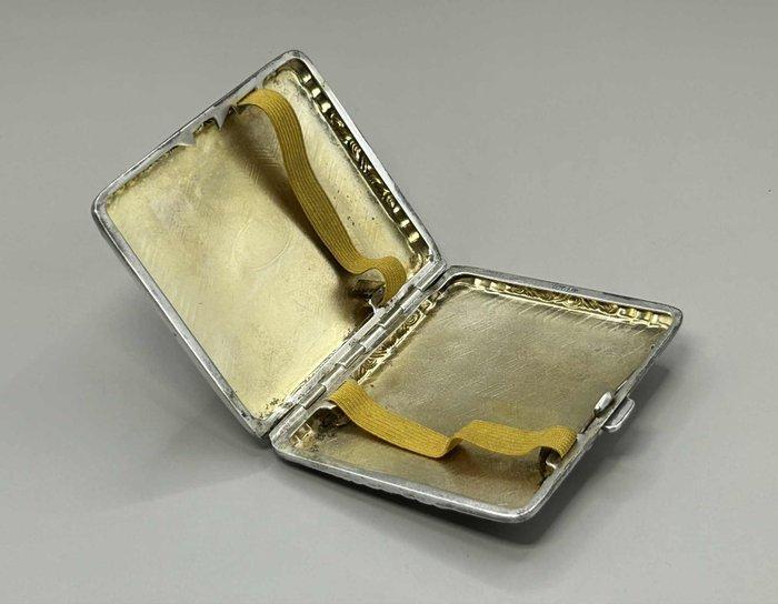 Sigarettendoos - .800 zilver - Zilveren vergulde kast (55, Verzamelen, Rookartikelen, Aanstekers en Luciferdoosjes