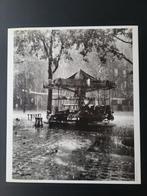 Robert Doisneau (1912–1994) - Le manège de Mr Barré, Paris,, Antiek en Kunst