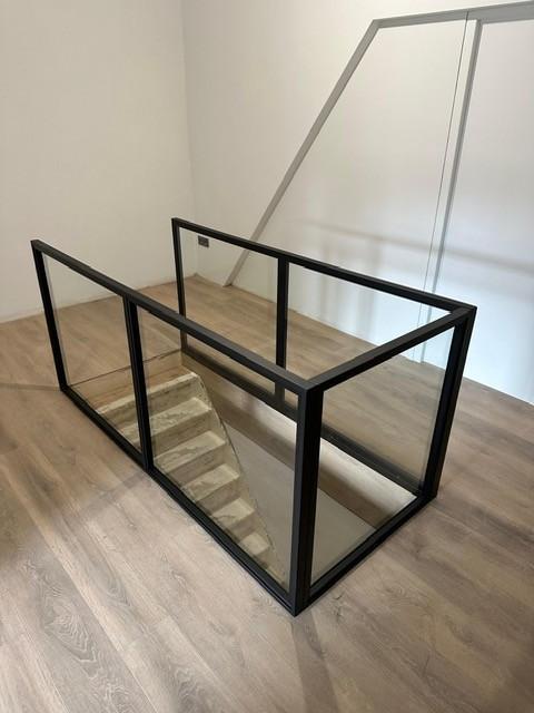 Glazen u balustrade - Speciaal voor u op maat gemaakt!, Huis en Inrichting, Overige Huis en Inrichting, Nieuw