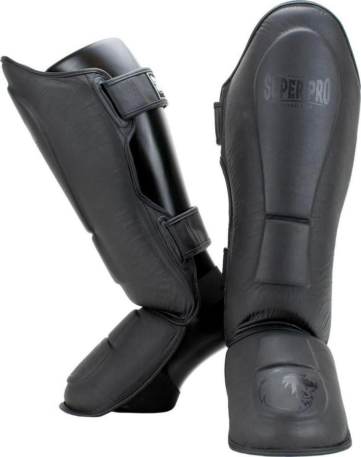 Super Pro Combat Gear Lederen Scheenbeschermer Guardian, Sport en Fitness, Voetbal, Nieuw, Ophalen of Verzenden