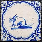 Tegel - Antieke Delftsblauwe tegel met konijn. - 1600-1650