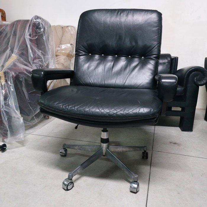 Arflex - André Vandenbeuck - Fauteuil - Koningsstoel Hoog, Antiek en Kunst, Antiek | Meubels | Stoelen en Banken