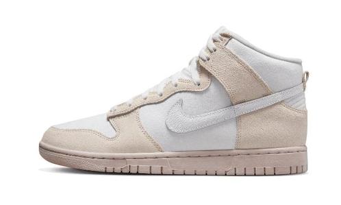Nike Dunk High Retro PRM Cracked Leather Swoosh - 38.5, Kleding | Dames, Schoenen, Sneakers of Gympen, Nieuw, Verzenden