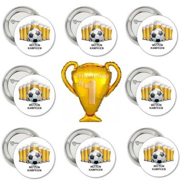 Voetbalset met 1 folie ballon en 8 buttons Wij zijn Kampioen beschikbaar voor biedingen