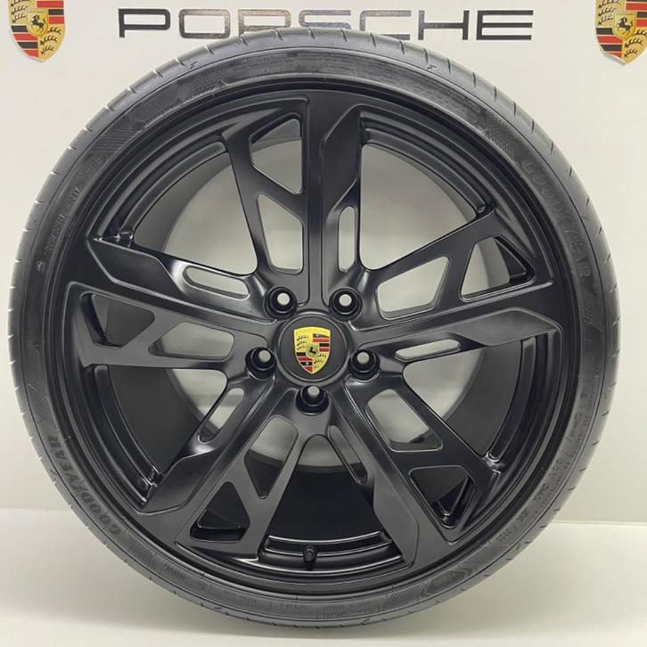 Porsche Taycan ORIGINELE 21inch Cross zwart velgen, Auto-onderdelen, Banden en Velgen, 21 inch, Zomerbanden, 305 mm, Personenwagen