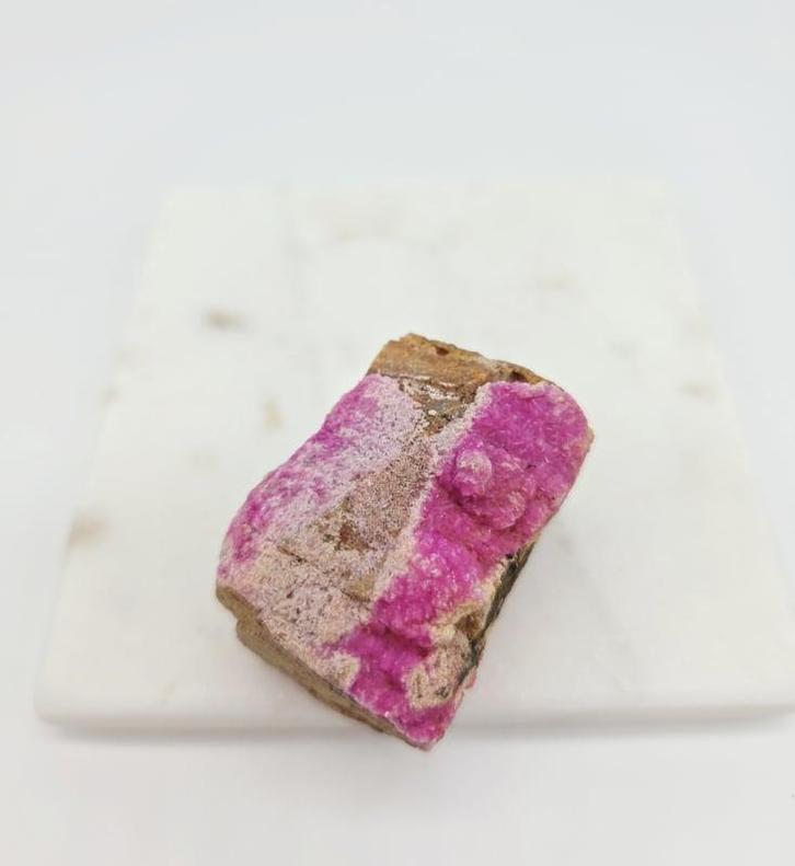 Cobalto Calciet Roze (zie filmpje), Verzamelen, Mineralen en Fossielen, Ophalen of Verzenden