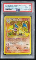 Pokémon - 1 Graded card - Charizard 2021 Celebrations 4/102, Hobby en Vrije tijd, Verzamelkaartspellen | Pokémon, Nieuw