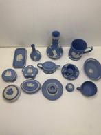 Wedgwood - Blue Jasperware Engeland - Wedgwood - Jasperware, Antiek en Kunst