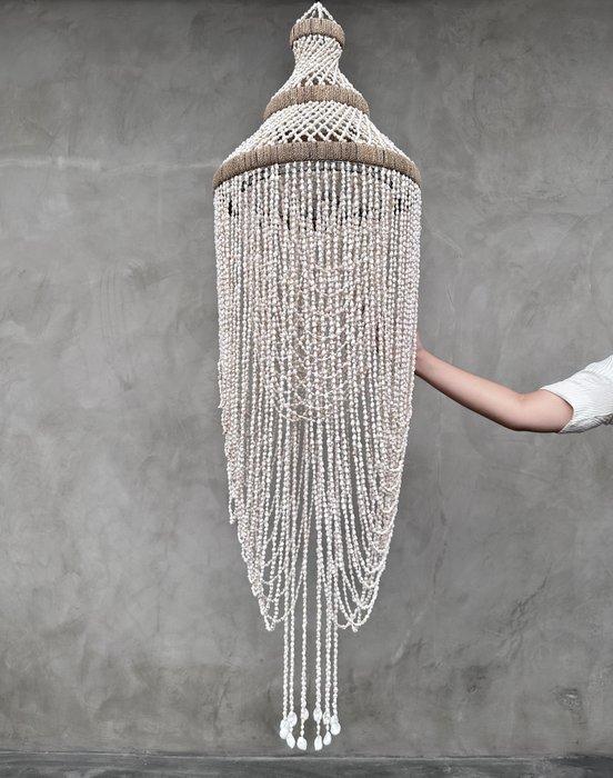NO RESERVE PRICE - SL05 - Stunning Shell Chandelier -, Antiek en Kunst, Kunst | Designobjecten