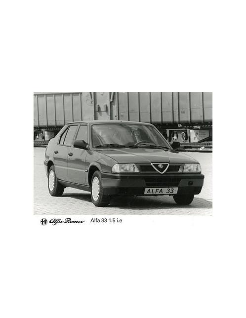 1990 ALFA ROMEO 33 1.5 I.E PERSFOTO, Boeken, Auto's | Folders en Tijdschriften, Alfa Romeo