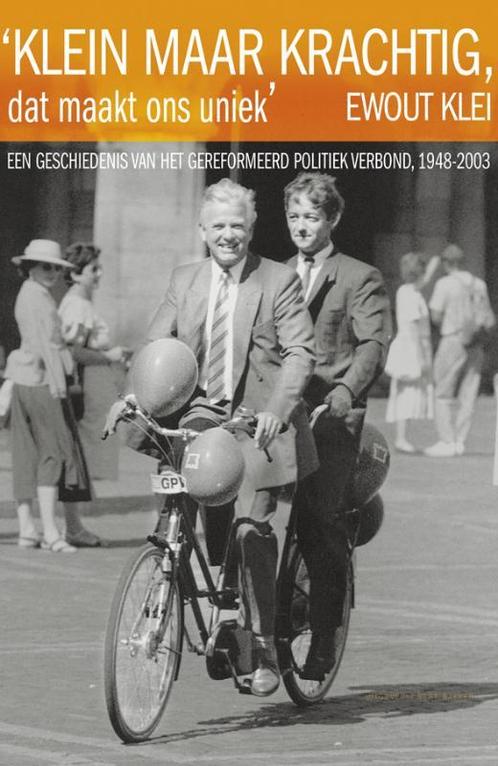 Klein maar krachtig, dat maakt ons uniek 9789035136090, Boeken, Politiek en Maatschappij, Gelezen, Verzenden