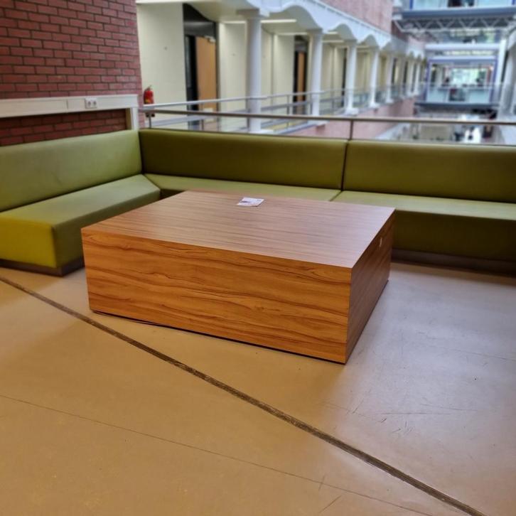 Hubbers EXCLUSIEF DESIGN salontafel voor bv bij loungeset /, Zakelijke goederen, Kantoor en Winkelinrichting | Kantoormeubilair en Inrichting