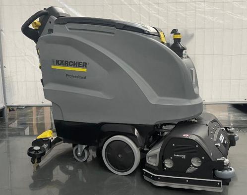 Professionele Reviseerde Karcher schrobmachine nieuwe accu, Doe-het-zelf en Verbouw, Reinigingsmachines, Schrobmachine, Zo goed als nieuw
