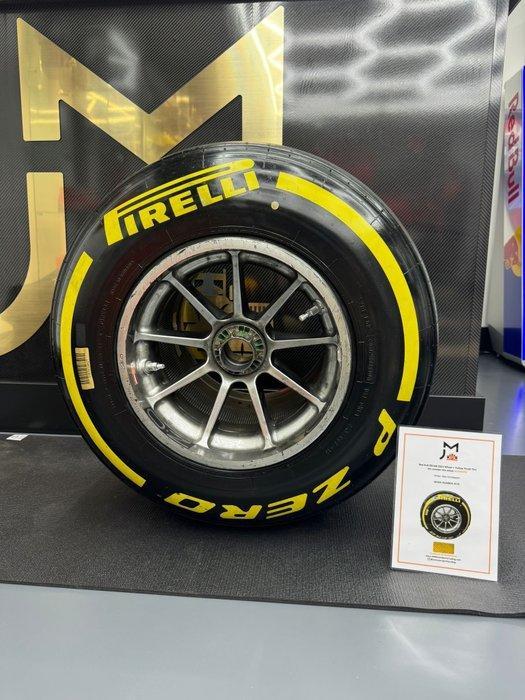 Wiel compleet met band - 2021, Verzamelen, Automerken, Motoren en Formule 1