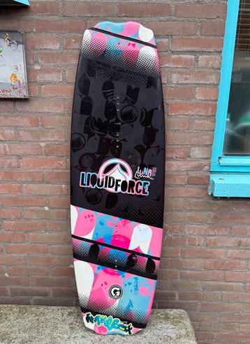 Liquid force Luna 133 cm gebruikt hybride Wakeboard cable beschikbaar voor biedingen