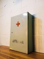 Medicijnkastje - Vintage EHBO-kast - Staal