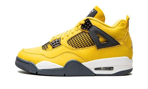 Jordan 4 Lightning 2021 - maat 41 (Sneakers, Schoenen), Kleding | Dames, Schoenen, Sneakers of Gympen, Nieuw, Verzenden
