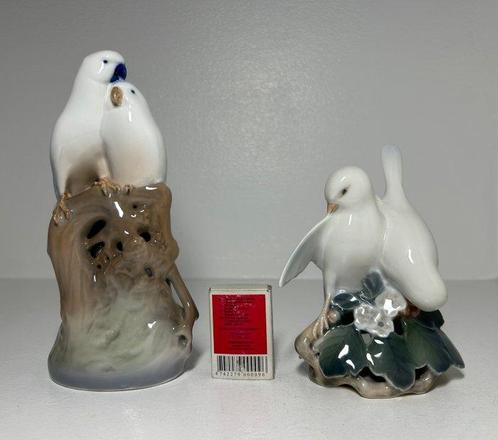 Royal Copenhagen - Beeldje - Doves and Budgerigars #402 #649, Antiek en Kunst, Antiek | Glas en Kristal