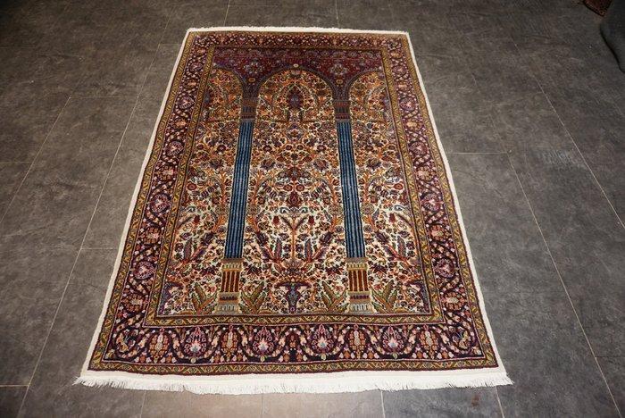 Gohm met zijde - Vloerkleed - 187 cm - 127 cm, Huis en Inrichting, Stoffering | Tapijten en Kleden