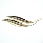Gouden broche van twee veren, Sieraden, Tassen en Uiterlijk, Broches, Ophalen of Verzenden, Gebruikt, Overige kleuren, Goud