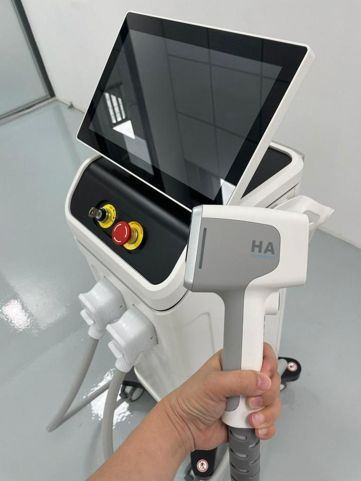 DIODE LASER ICE DUO PRO 4wave - laserontharing apparaat, Witgoed en Apparatuur, Persoonlijke-verzorgingsapparatuur, Scheren en Epileren