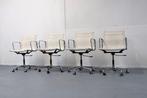 ICF - Charles & Ray Eames - Eetkamerstoel (4) - EA117 -