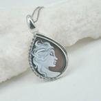 Zilver - Ketting met hanger - Handgesneden maas, Antiek en Kunst
