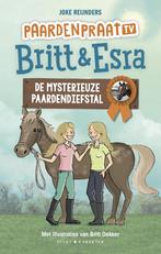 Boek Paardenpraat tv Britt & Esra 3 -   De mysterieuze paard, Boeken, Kinderboeken | Jeugd | 10 tot 12 jaar, Zo goed als nieuw