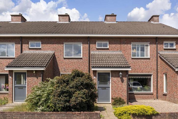 Woning te huur in Doetinchem - 140 m² - 1 kamer(s), Huizen en Kamers, Huizen te huur, Gelderland, Overige soorten