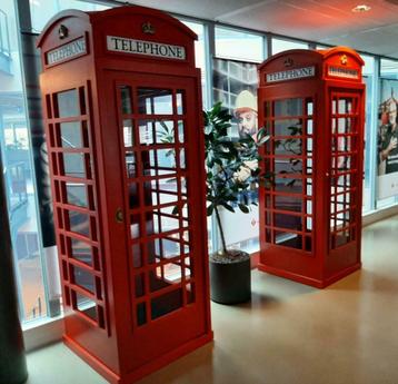 Engelse telefooncel voor op kantoor de meest ideale belplek beschikbaar voor biedingen